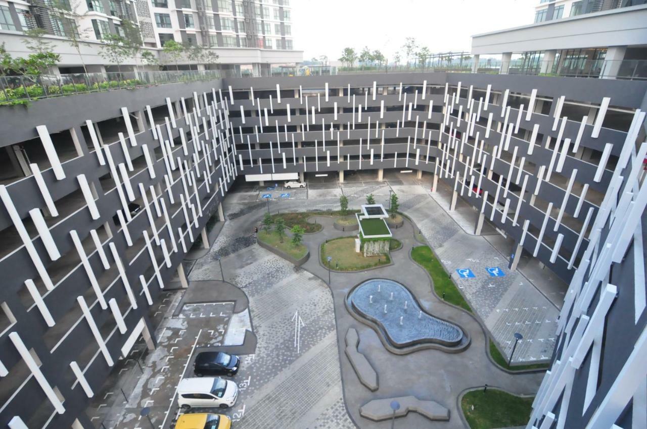 Kenwingston Square Garden By Idealhub Cyberjaya Εξωτερικό φωτογραφία